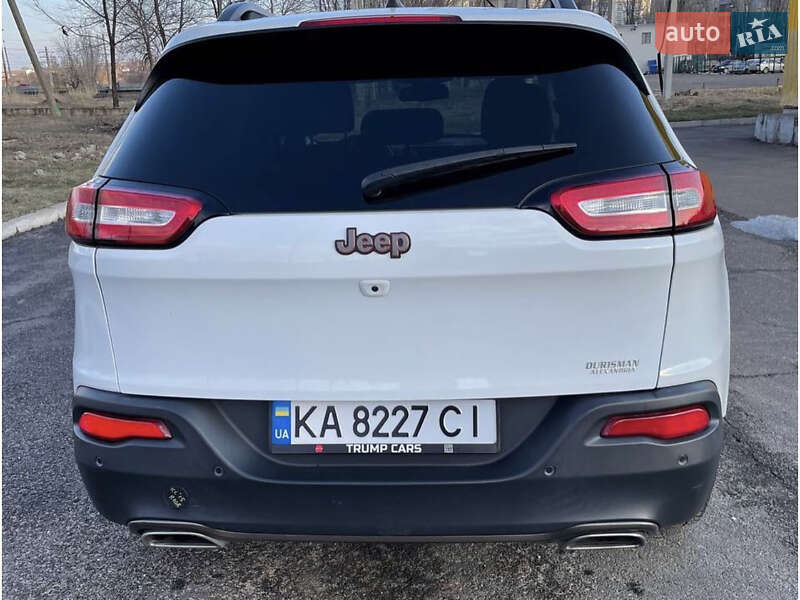Внедорожник / Кроссовер Jeep Cherokee 2016 в Днепре