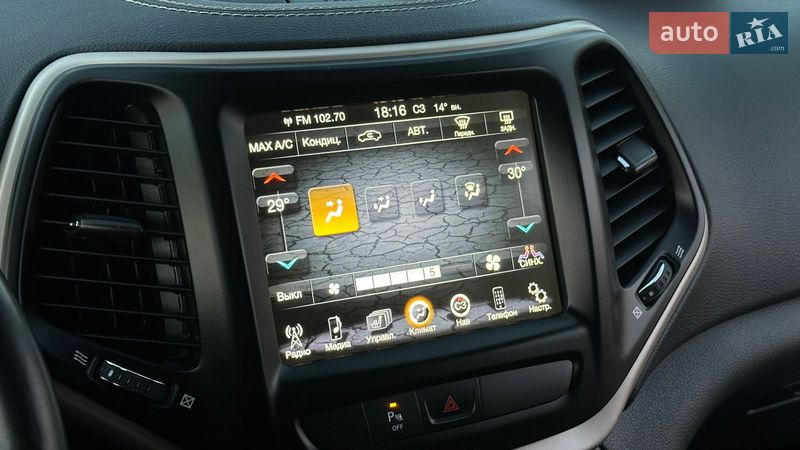 Внедорожник / Кроссовер Jeep Cherokee 2015 в Самборе