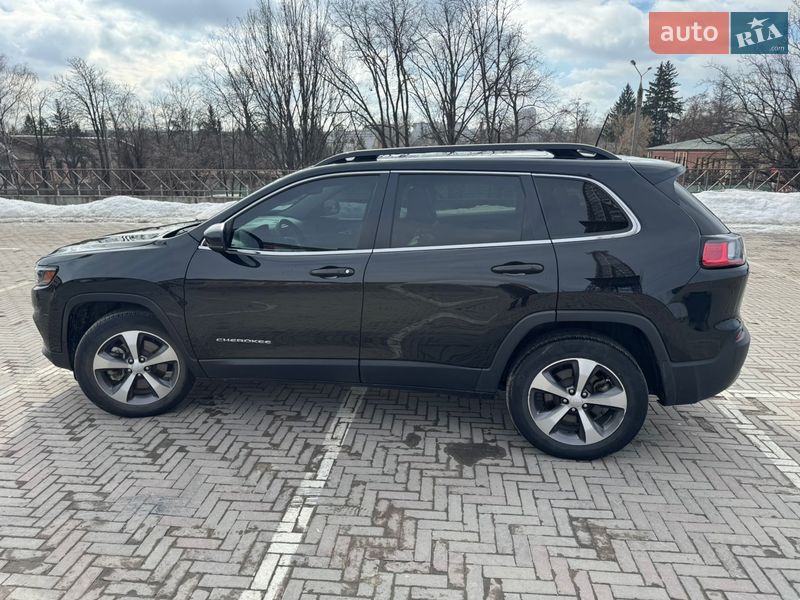 Внедорожник / Кроссовер Jeep Cherokee 2022 в Харькове