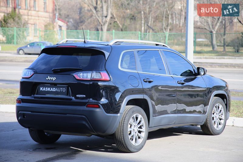 Внедорожник / Кроссовер Jeep Cherokee 2018 в Харькове