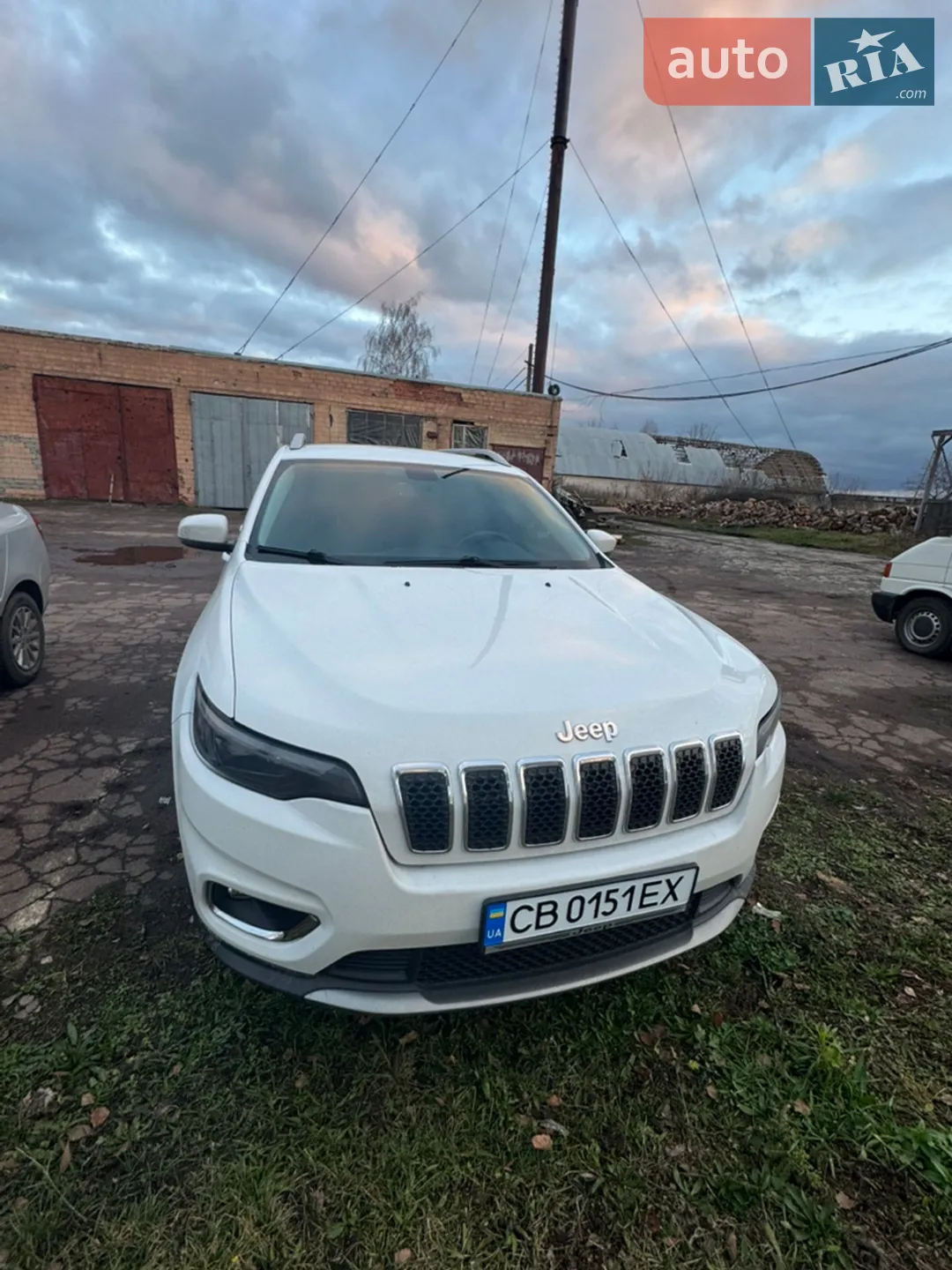 2020 Jeep Cherokee - фото 1