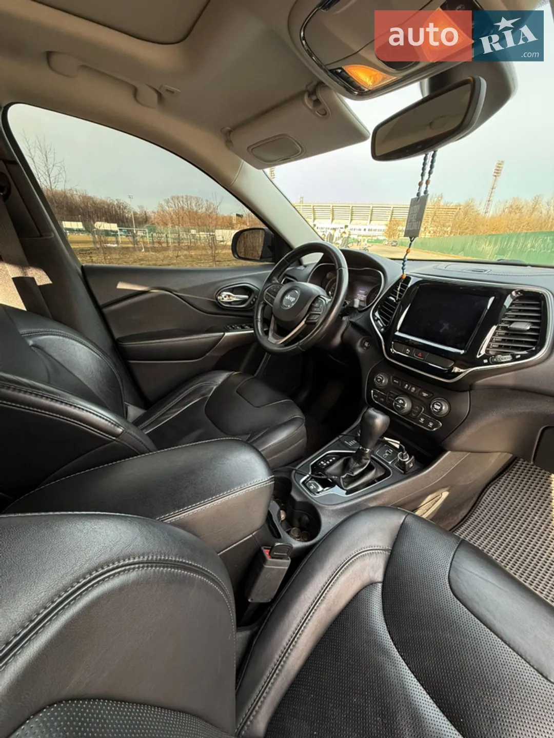 2018 Jeep Cherokee - мініатюра 17