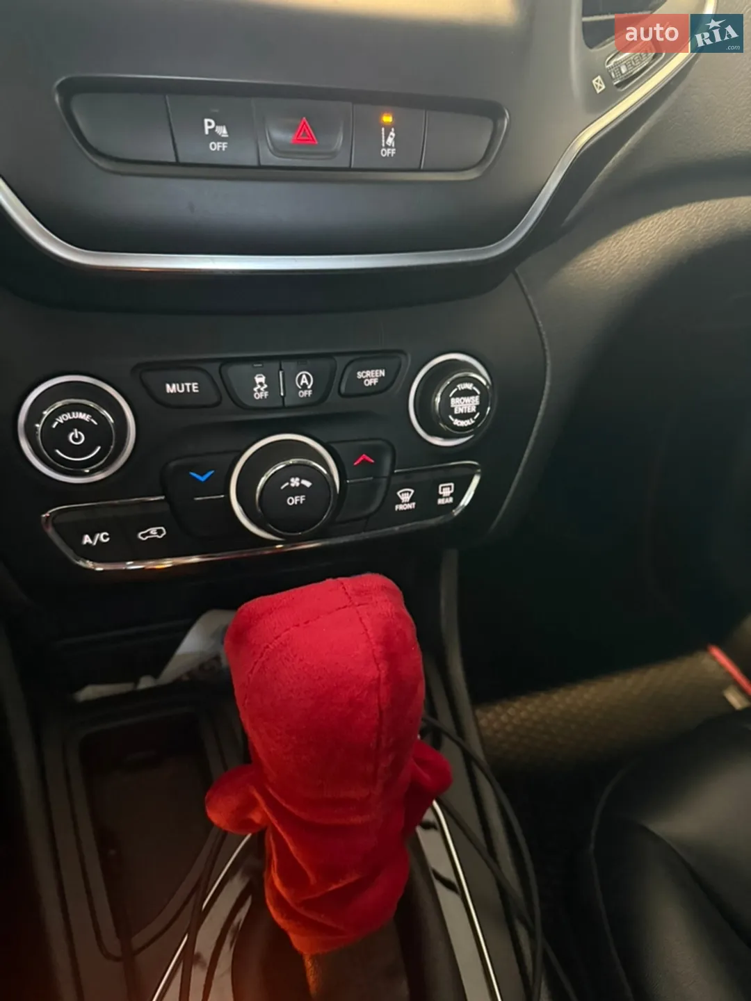2020 Jeep Cherokee - мініатюра 6