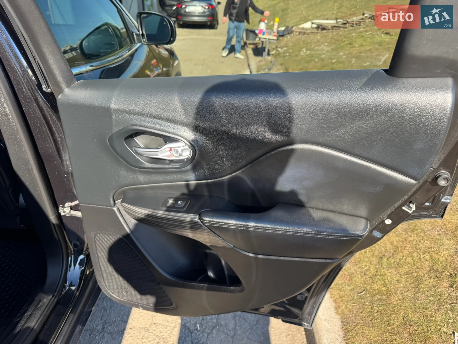 2015 Jeep Cherokee - мініатюра 18