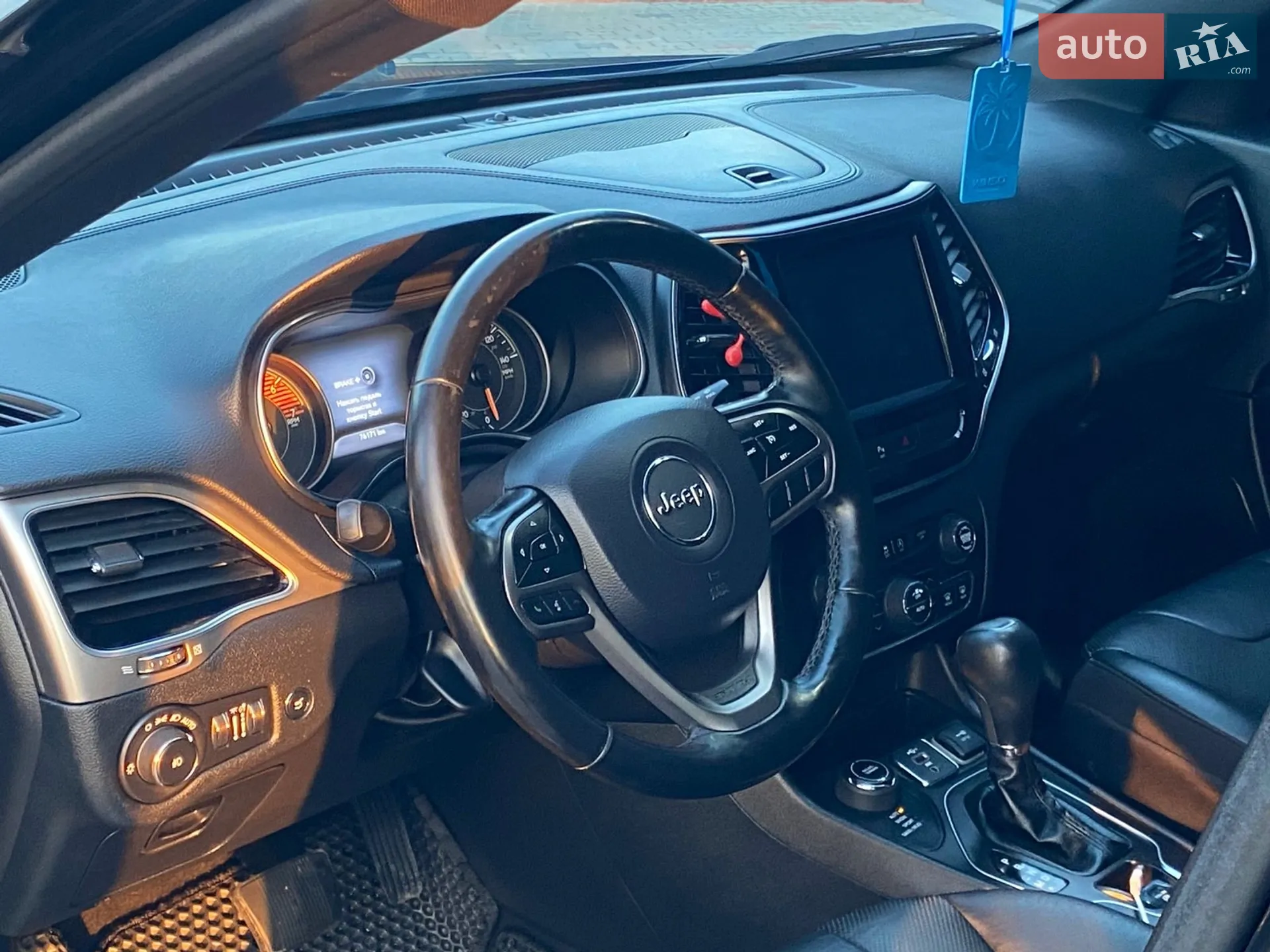 2019 Jeep Cherokee - мініатюра 23
