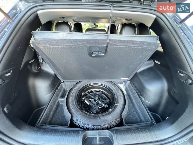 Внедорожник / Кроссовер Jeep Cherokee 2019 в Хмельницком