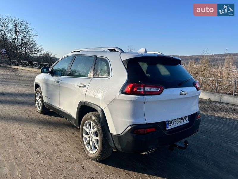 Внедорожник / Кроссовер Jeep Cherokee 2014 в Теребовле