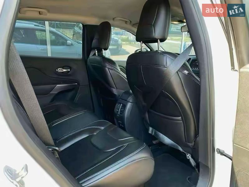 Позашляховик / Кросовер Jeep Cherokee 2018 в Києві