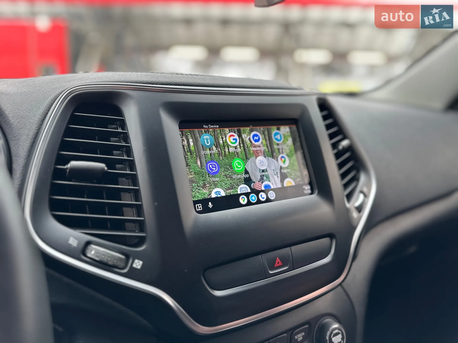 2019 Jeep Cherokee - мініатюра 30