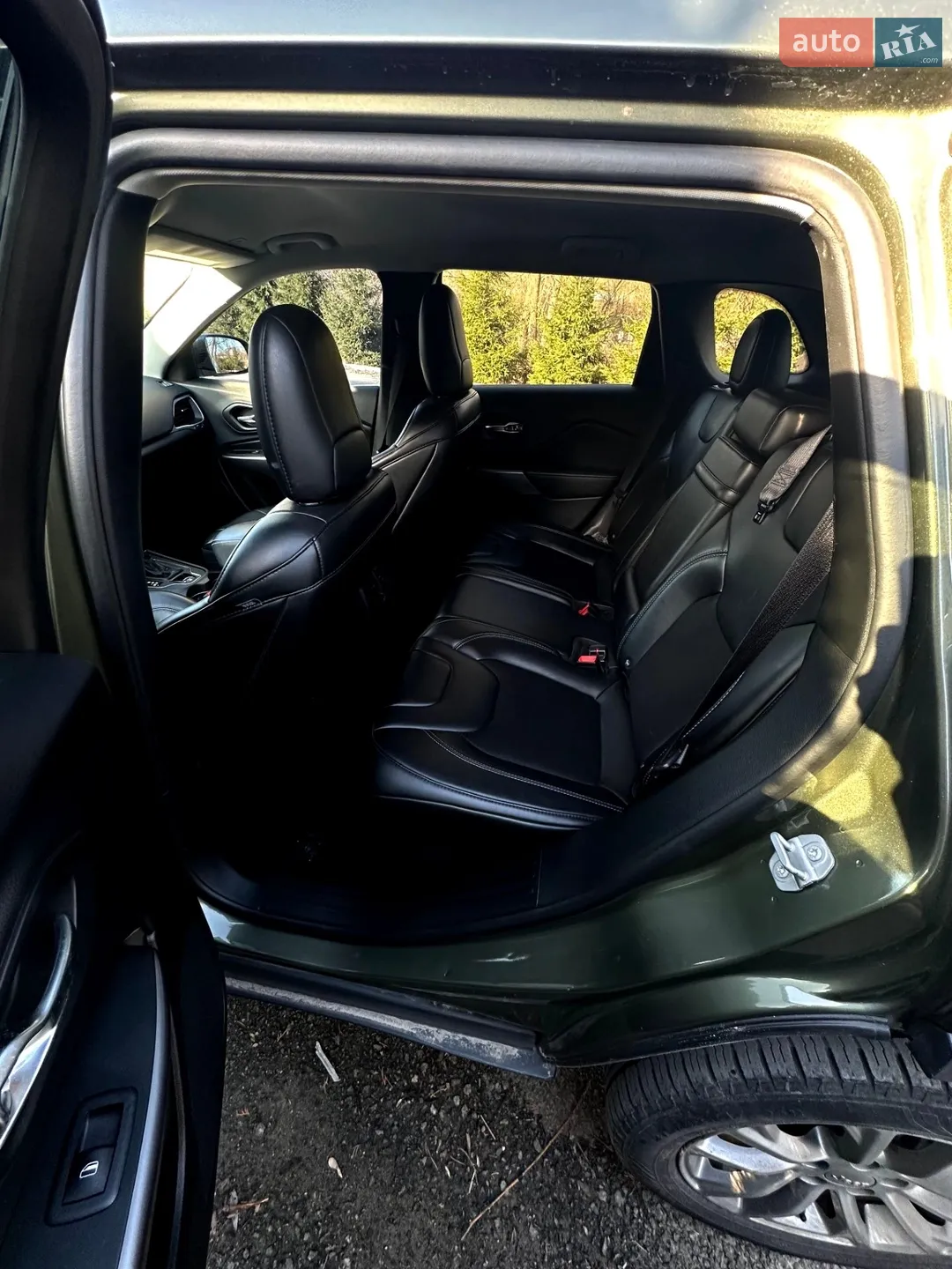 2018 Jeep Cherokee - мініатюра 25