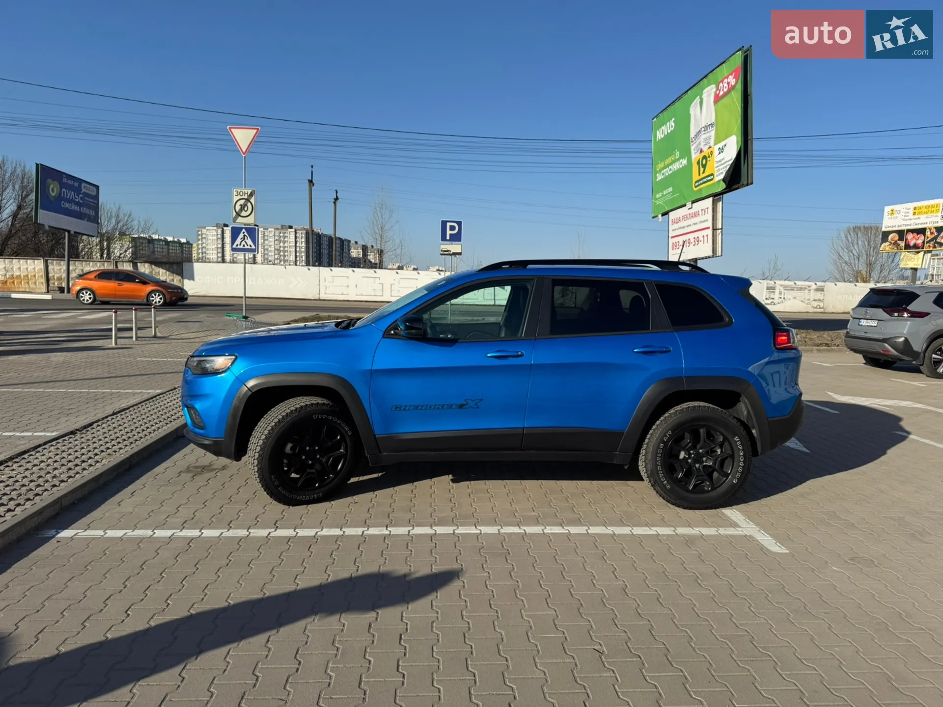 2022 Jeep Cherokee - мініатюра 4