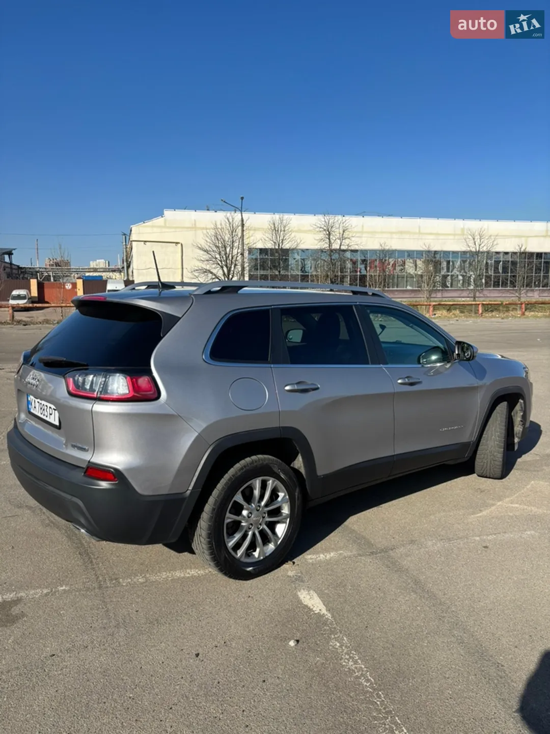 2018 Jeep Cherokee - мініатюра 14