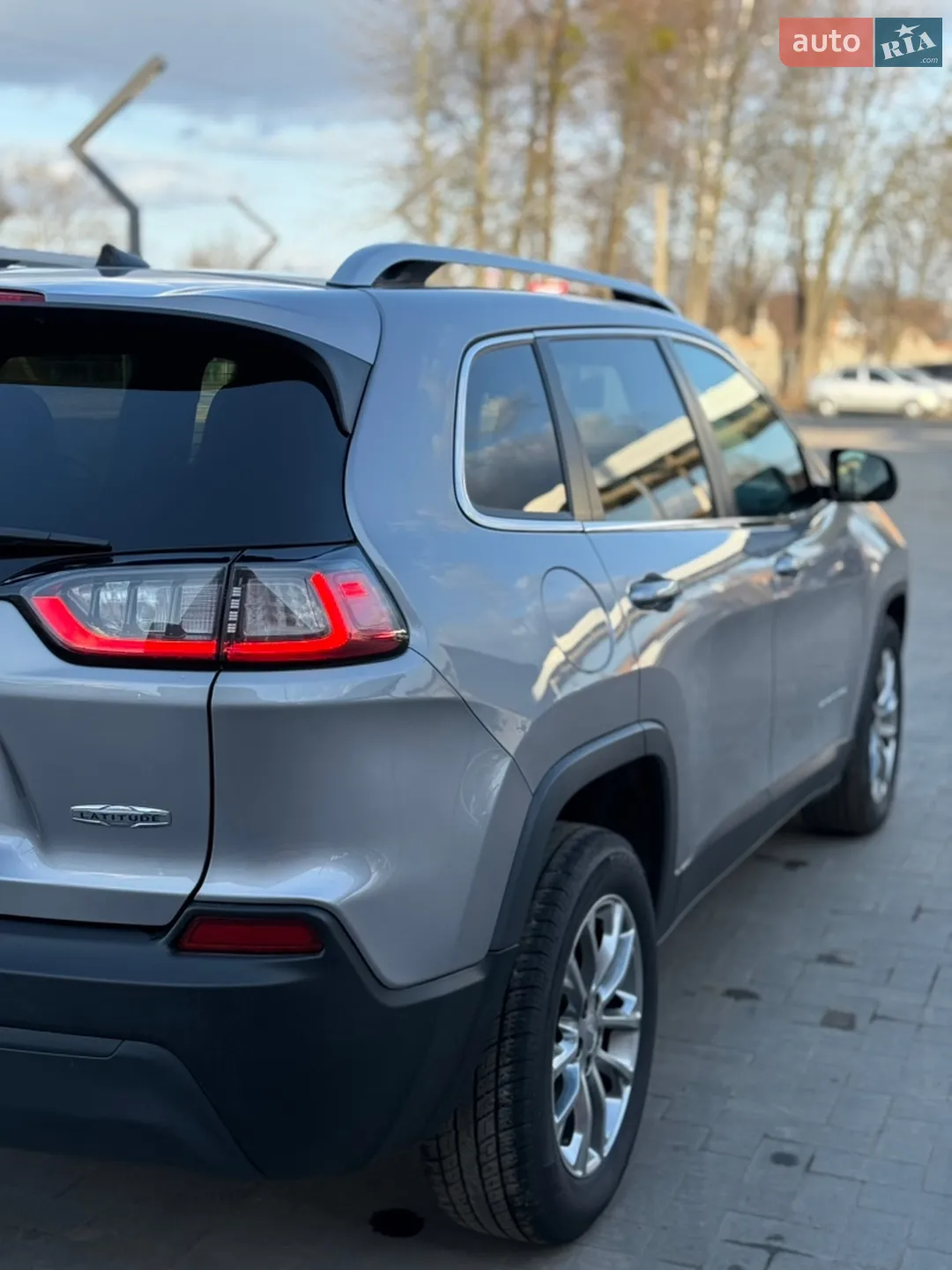 2018 Jeep Cherokee - мініатюра 34