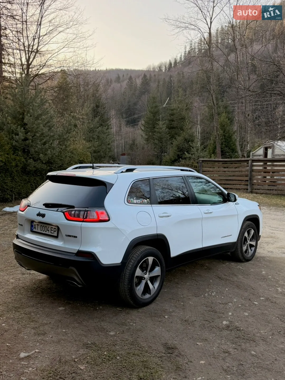 2019 Jeep Cherokee - мініатюра 12