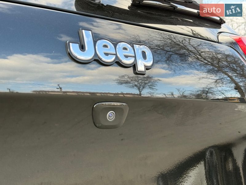 Внедорожник / Кроссовер Jeep Cherokee 2014 в Одессе