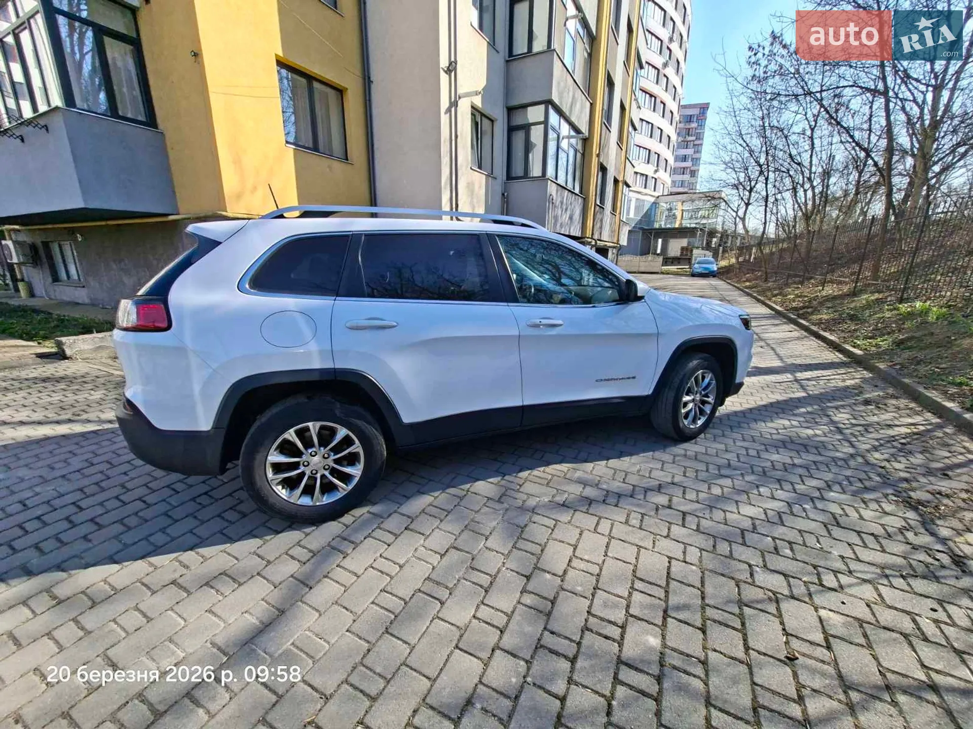 2018 Jeep Cherokee - мініатюра 9