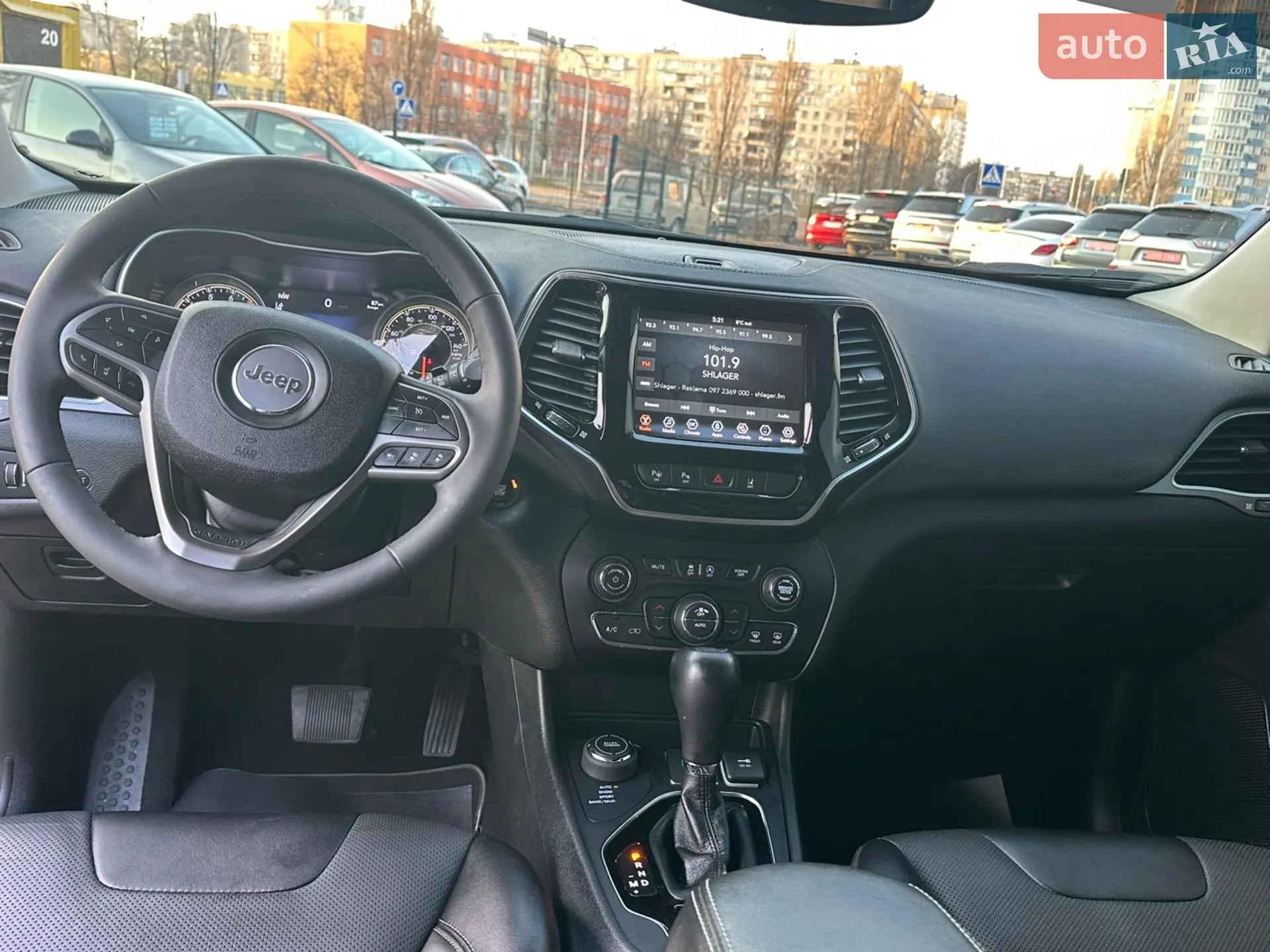 2022 Jeep Cherokee - мініатюра 15