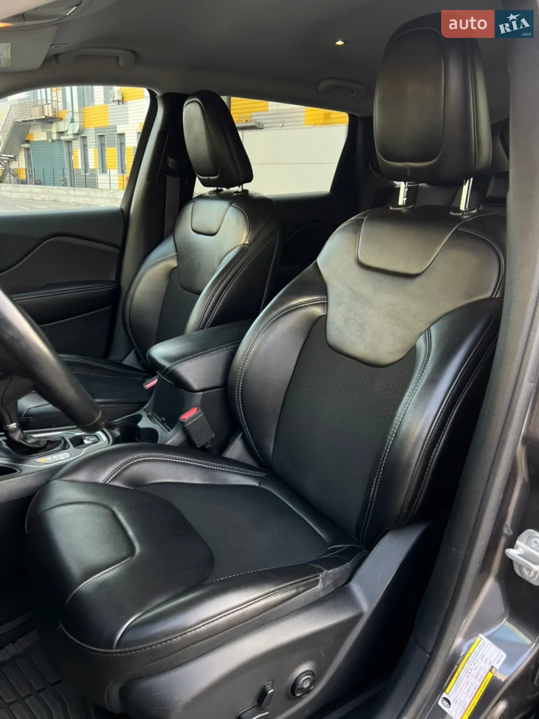2018 Jeep Cherokee - мініатюра 20