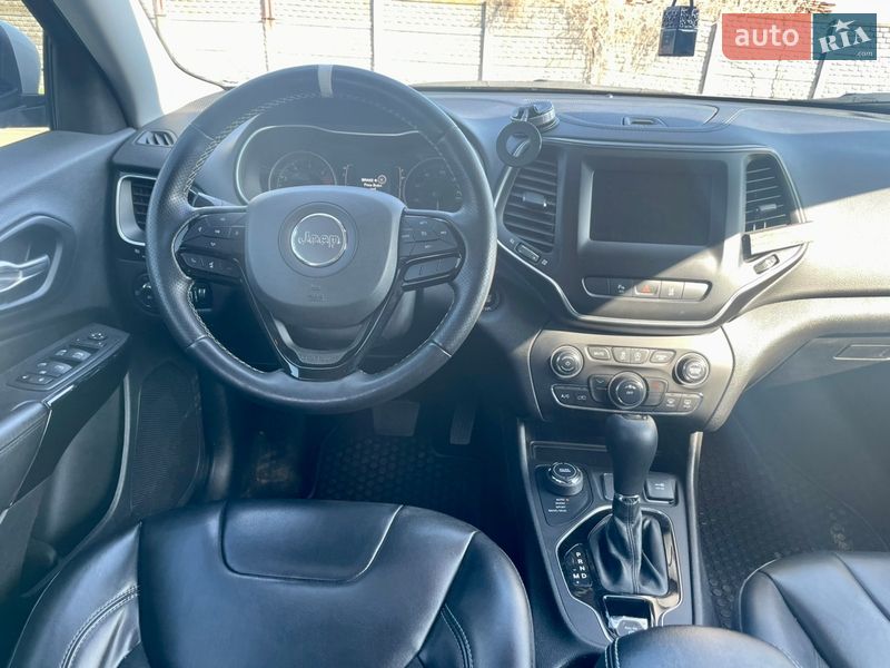 Внедорожник / Кроссовер Jeep Cherokee 2020 в Буске
