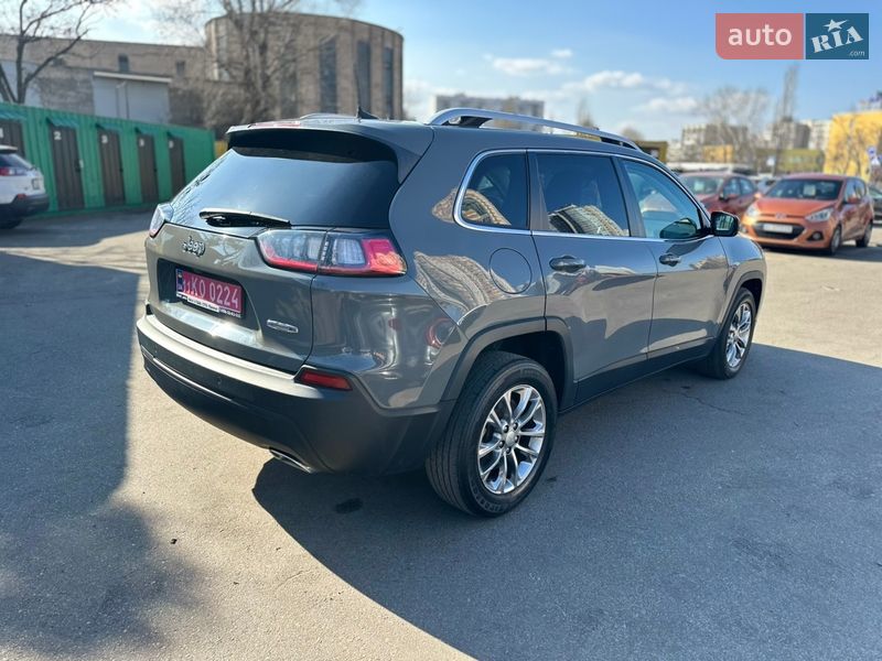 Внедорожник / Кроссовер Jeep Cherokee 2021 в Киеве