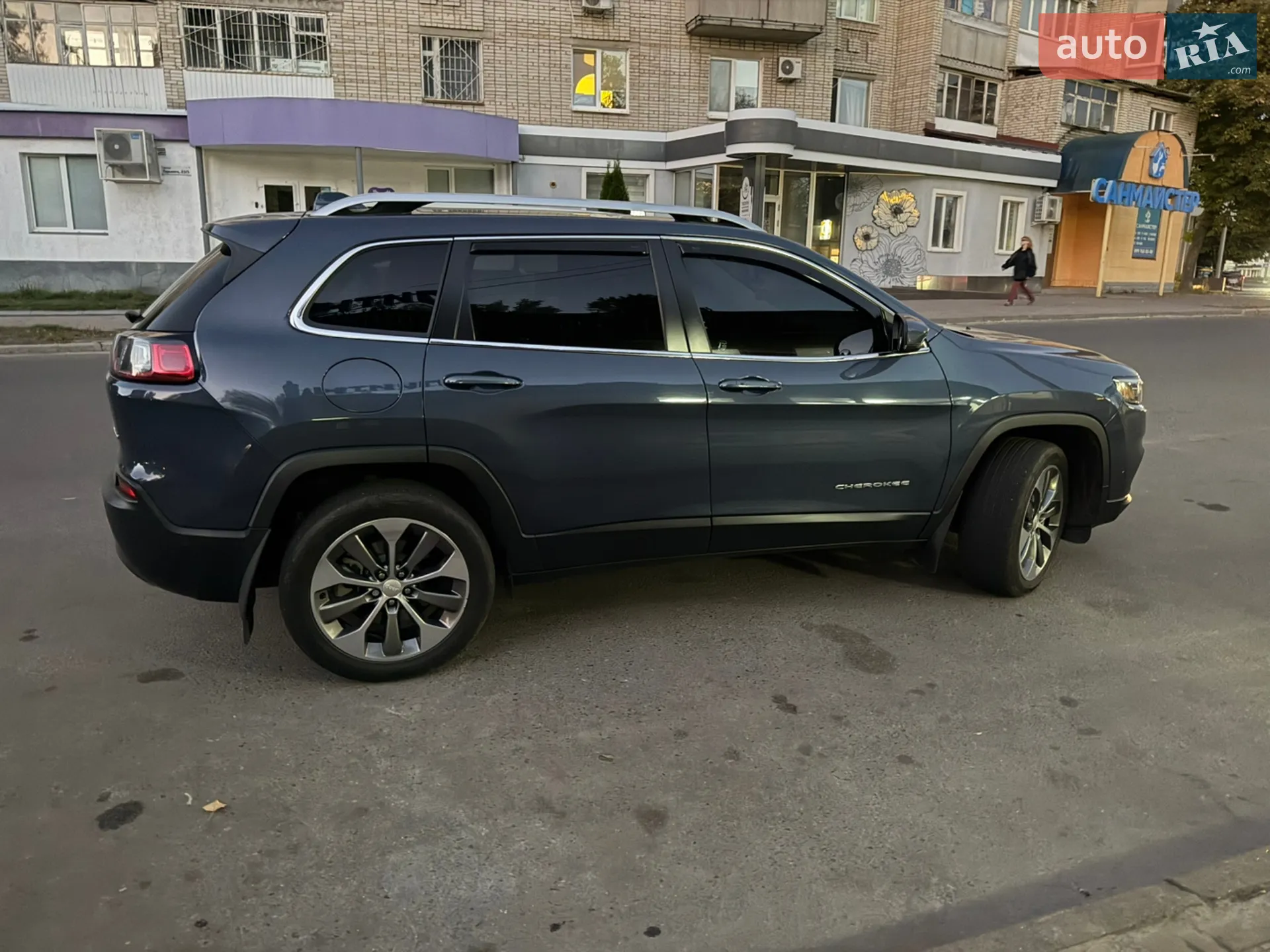 2021 Jeep Cherokee - мініатюра 5