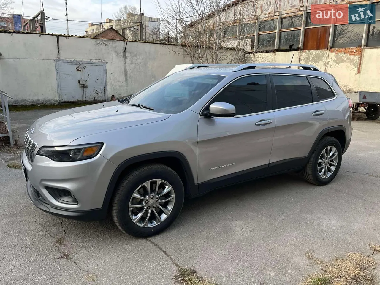 2021 Jeep Cherokee - мініатюра 12