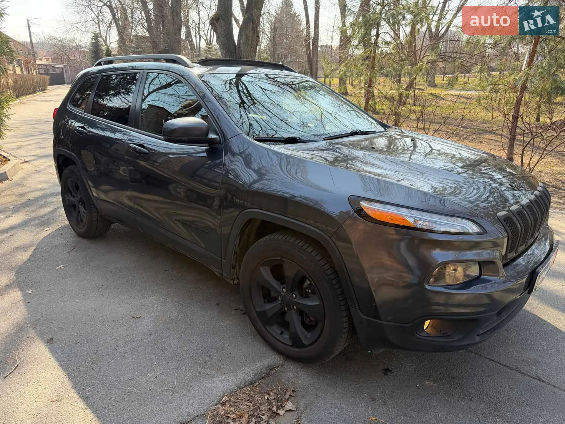 2015 Jeep Cherokee - мініатюра 4