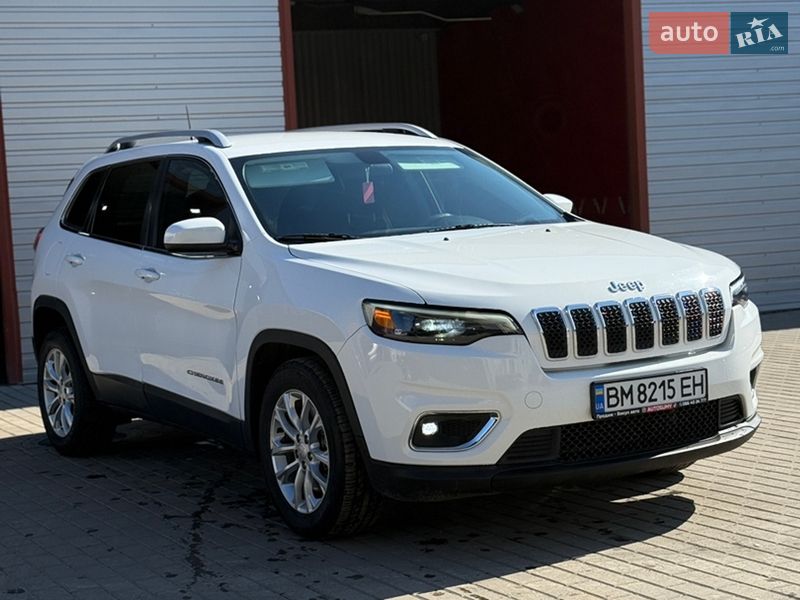 Внедорожник / Кроссовер Jeep Cherokee 2018 в Сумах