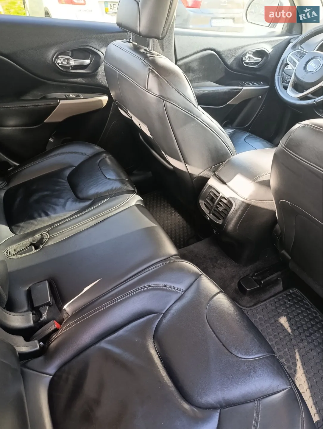2016 Jeep Cherokee - мініатюра 19