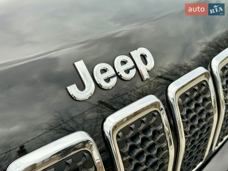 Внедорожник / Кроссовер Jeep Cherokee 2022 в Бердичеве