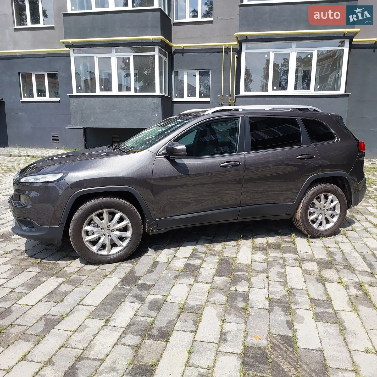2014 Jeep Cherokee - мініатюра 3