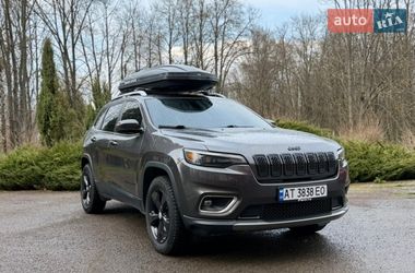 Позашляховик / Кросовер Jeep Cherokee 2019 в Бурштині