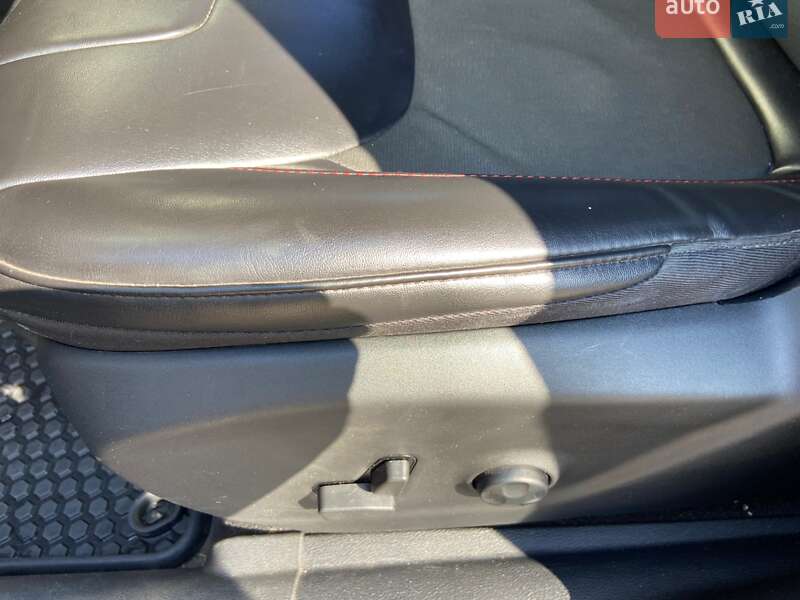 Позашляховик / Кросовер Jeep Cherokee 2021 в Києві