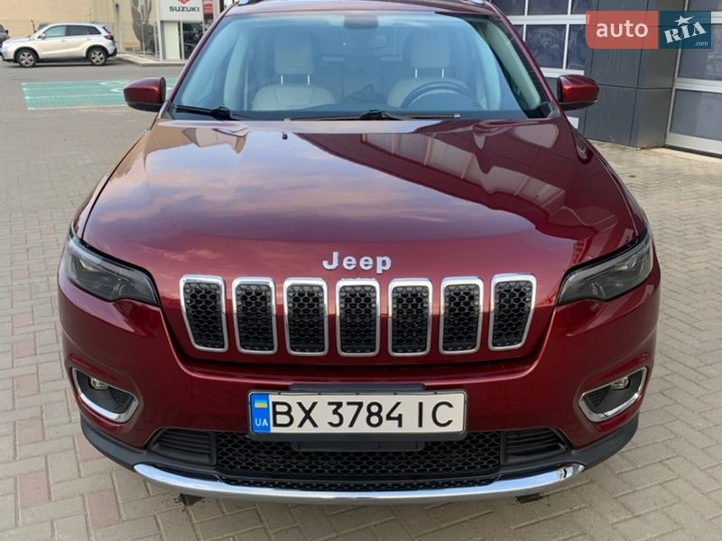 Внедорожник / Кроссовер Jeep Cherokee 2019 в Хмельницком