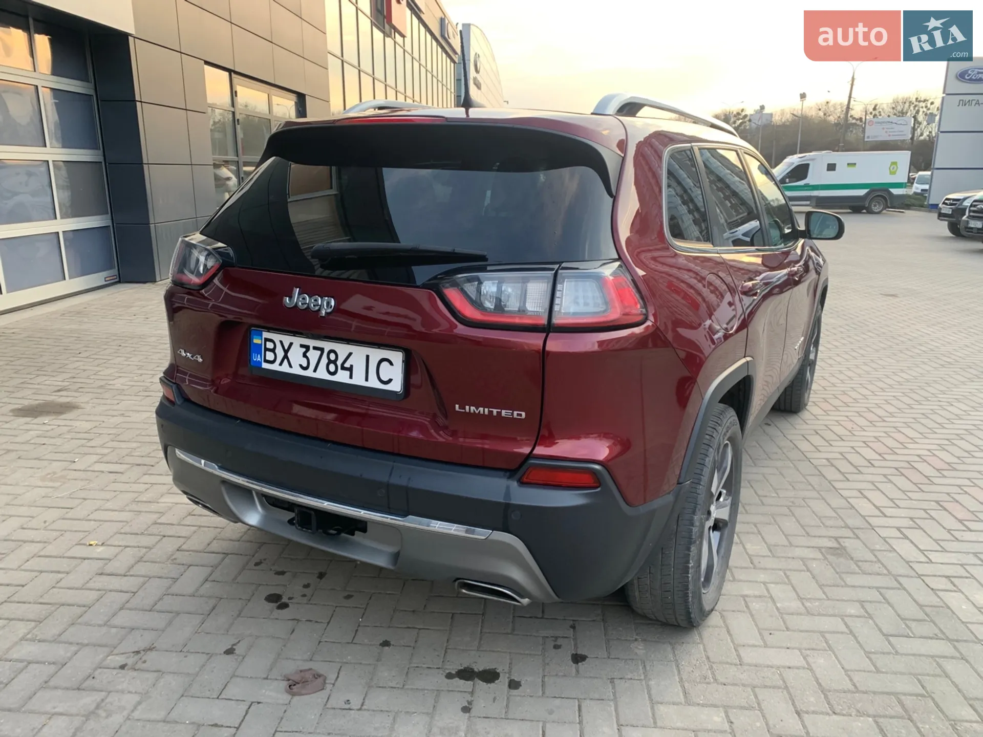 2019 Jeep Cherokee - мініатюра 16