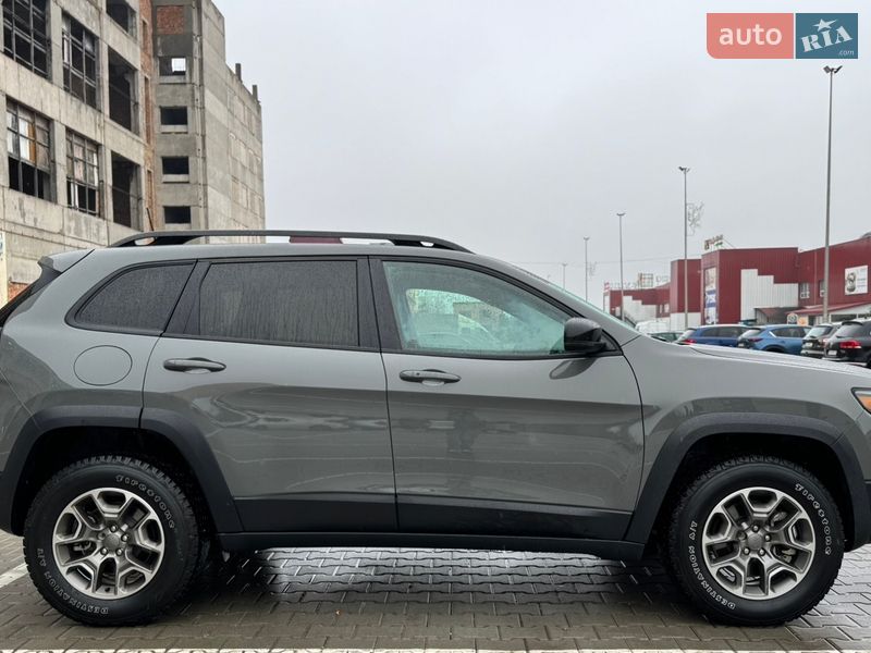 Внедорожник / Кроссовер Jeep Cherokee 2022 в Тернополе