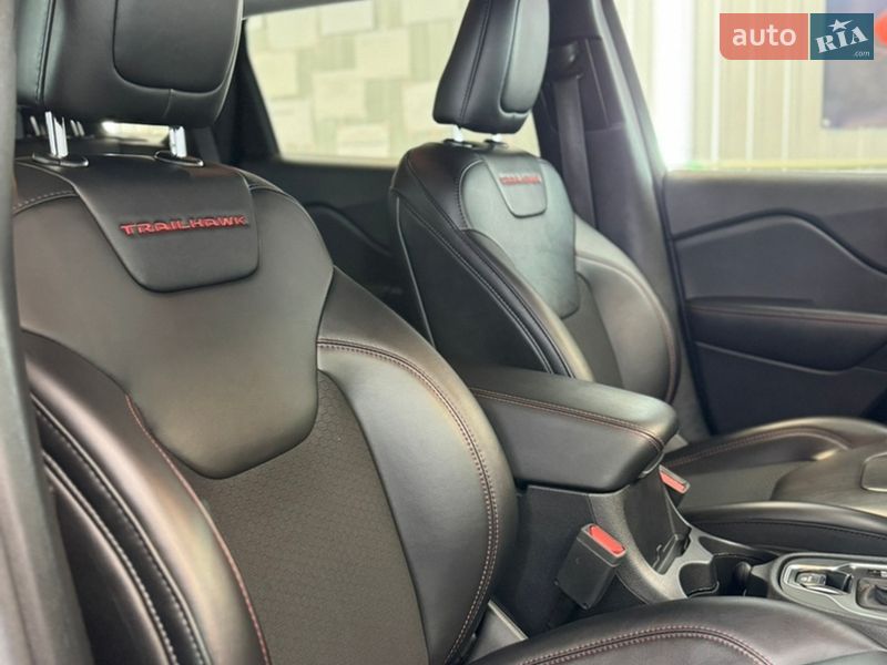 Внедорожник / Кроссовер Jeep Cherokee 2022 в Тернополе