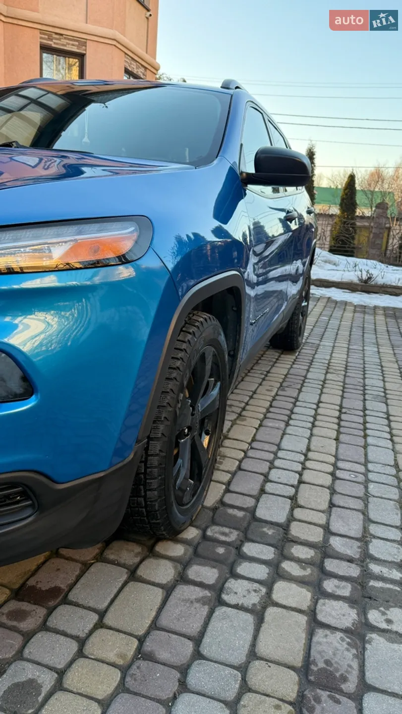 2017 Jeep Cherokee - мініатюра 6