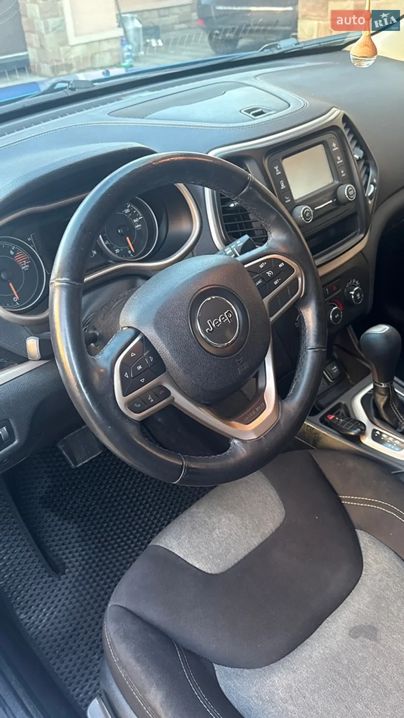 2017 Jeep Cherokee - мініатюра 25