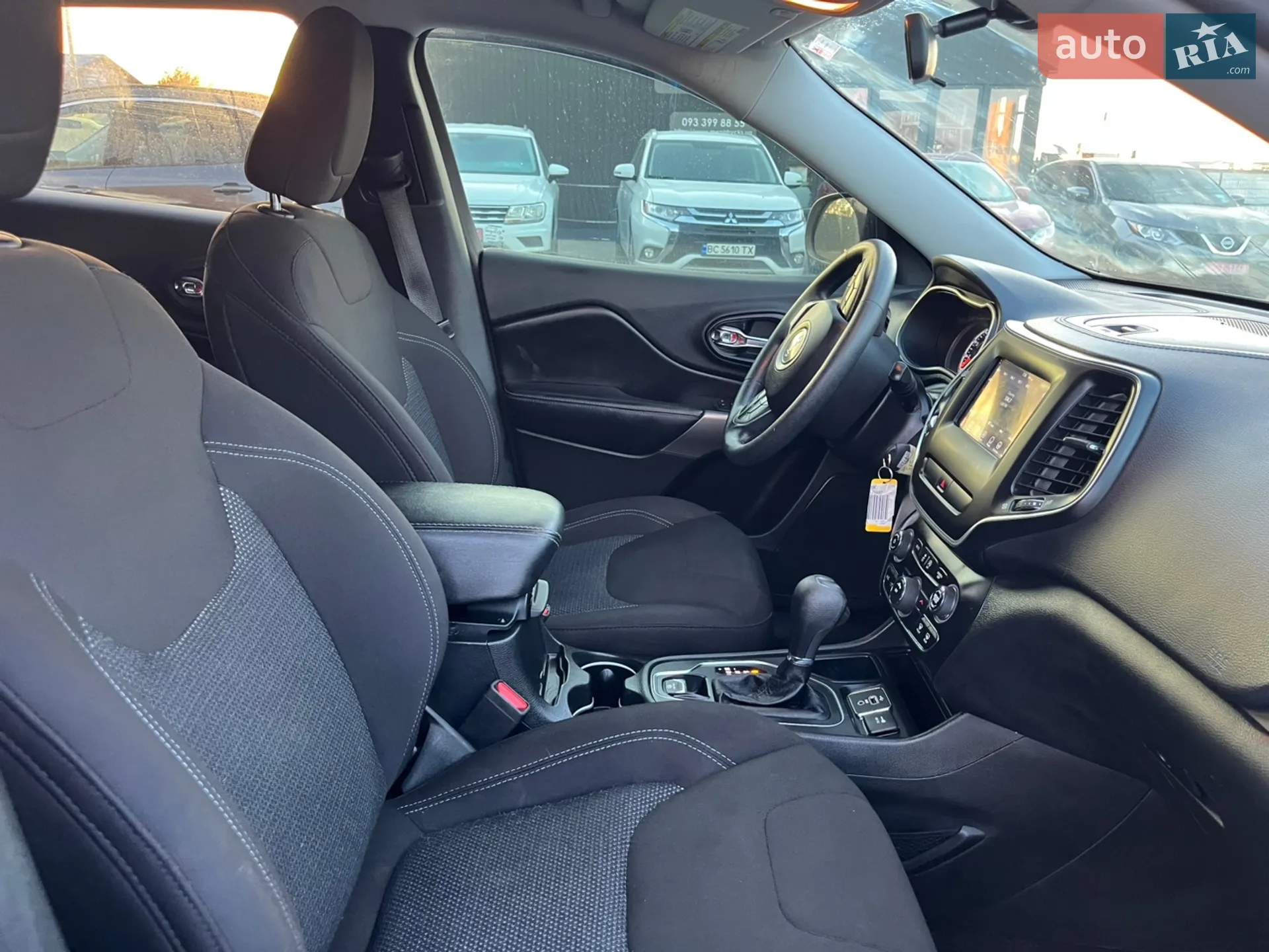 2018 Jeep Cherokee - мініатюра 20