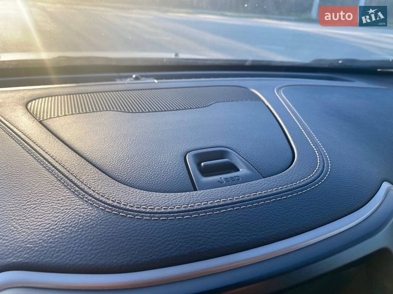 Позашляховик / Кросовер Jeep Cherokee 2017 в Сумах