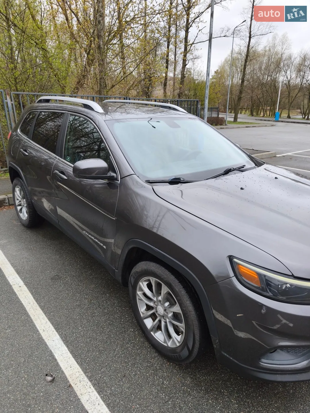 2019 Jeep Cherokee - мініатюра 3