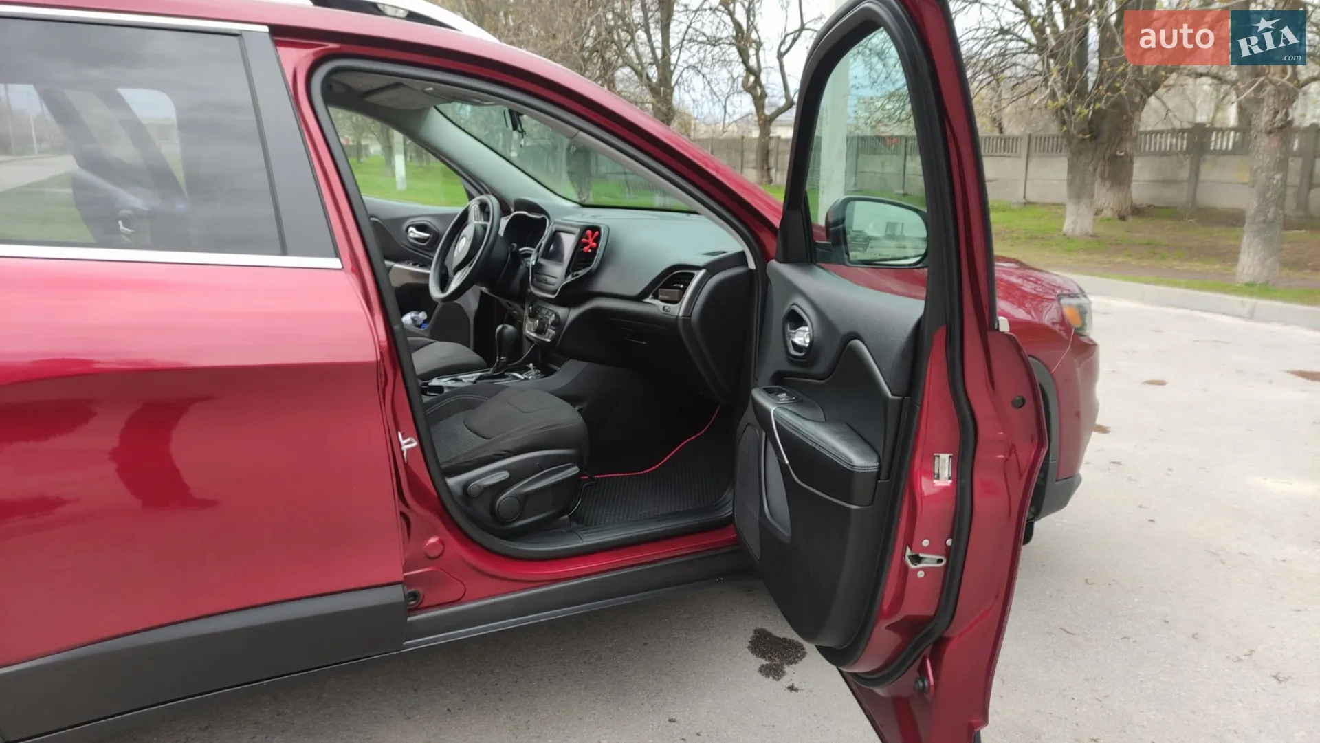 2018 Jeep Cherokee - мініатюра 12