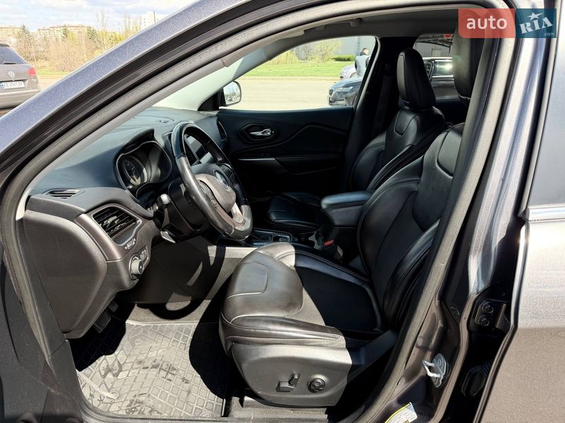 Внедорожник / Кроссовер Jeep Cherokee 2018 в Кривом Роге фото 34 Внедорожник / Кроссовер Jeep Cherokee 2018 в Кривом Роге