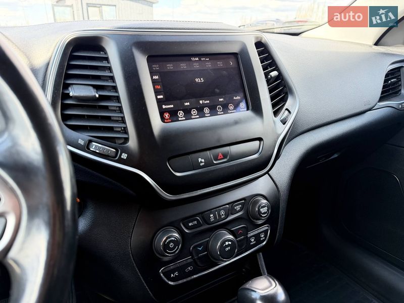 Внедорожник / Кроссовер Jeep Cherokee 2018 в Кривом Роге фото 60 Внедорожник / Кроссовер Jeep Cherokee 2018 в Кривом Роге