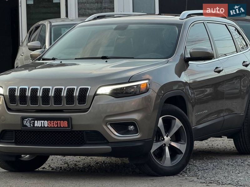 Внедорожник / Кроссовер Jeep Cherokee 2018 в Харькове