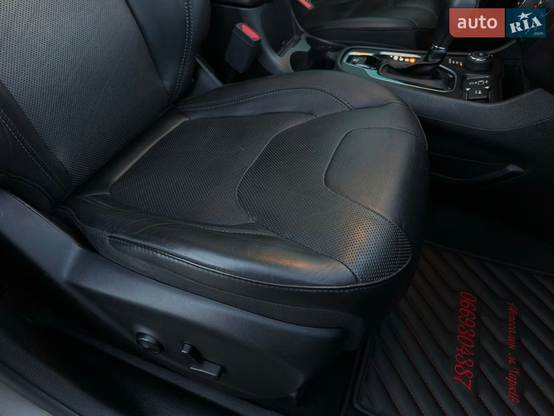 Внедорожник / Кроссовер Jeep Cherokee 2018 в Харькове