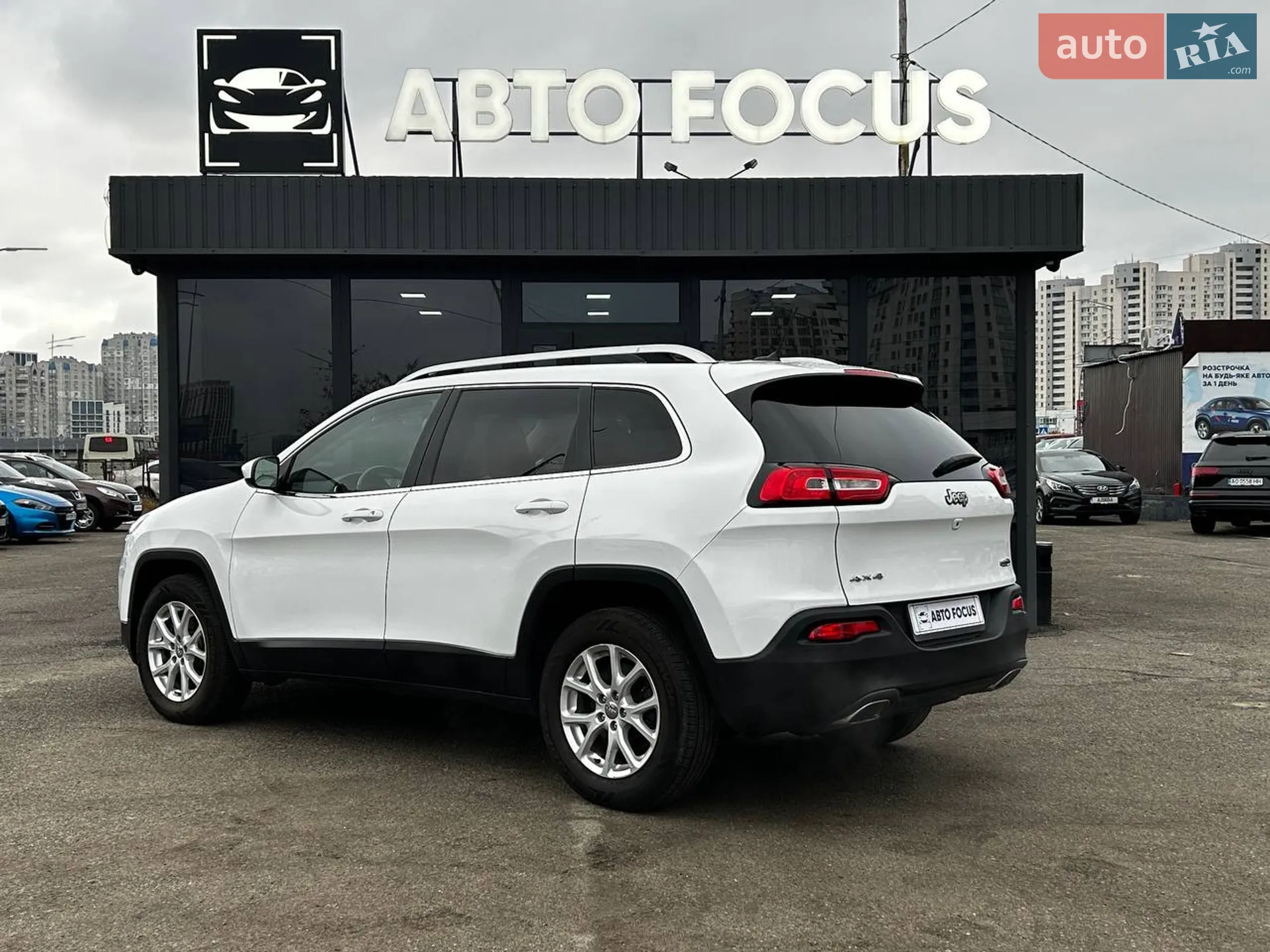 2015 Jeep Cherokee - мініатюра 5