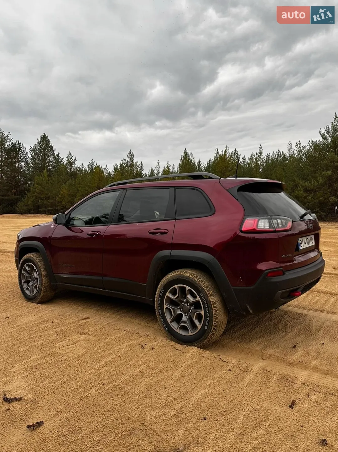 2020 Jeep Cherokee - мініатюра 11