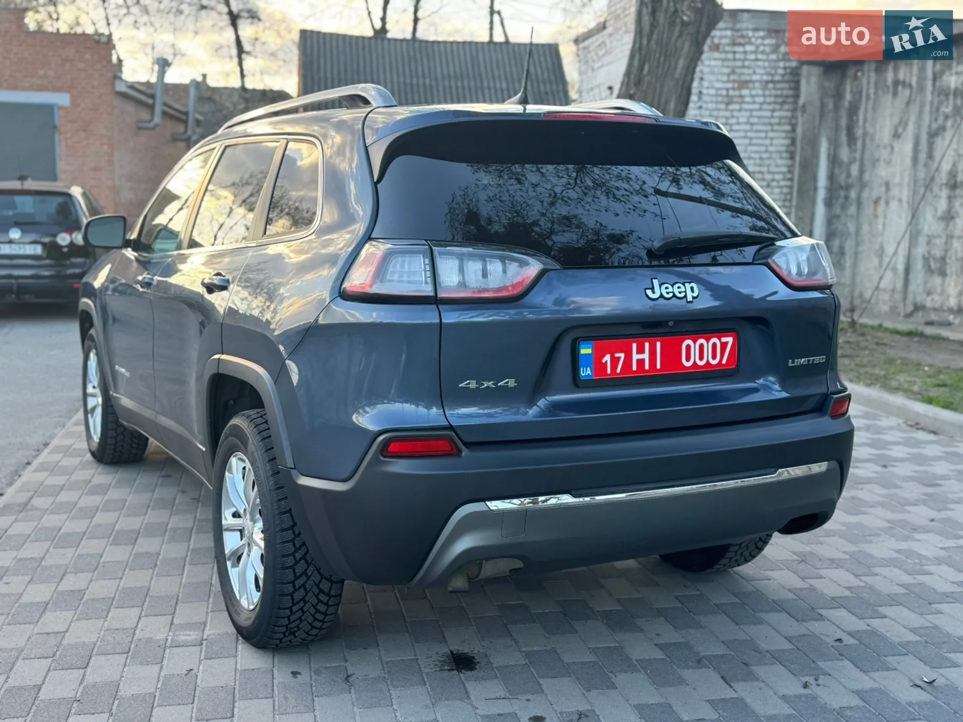 2019 Jeep Cherokee - мініатюра 15